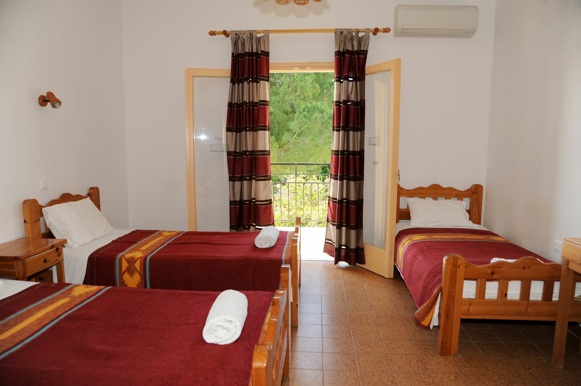 Apartament Three Seasons Kávos Zewnętrze zdjęcie